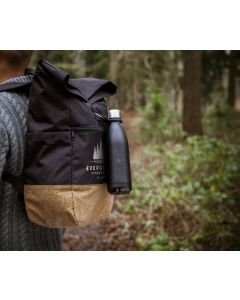 Carabiner carrying loop for drinking bottle