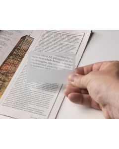 Card shape magnifying glass