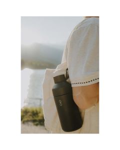 Ocean Bottle 750 ml vacuum insulated water bottle