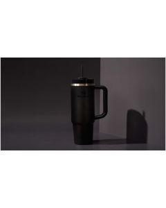 Stanley Quencher® H2.0 FlowState™ 890 ml recycled stainless steel insulated tumbler