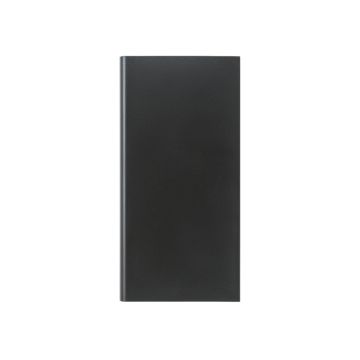 CLERK. 100% Recycled aluminium portable battery 8'000 mAh