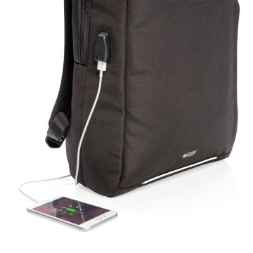 Swiss Peak AWARE™ RFID and USB laptop backpack