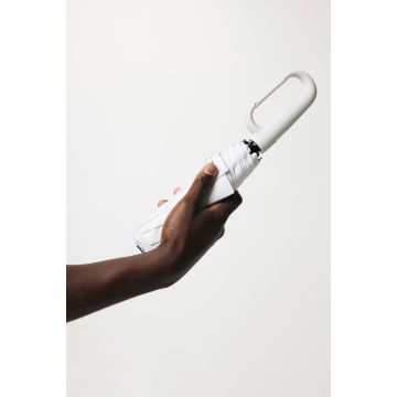 Yara 21" AWARE™ RPET solid colour umbrella with carabiner